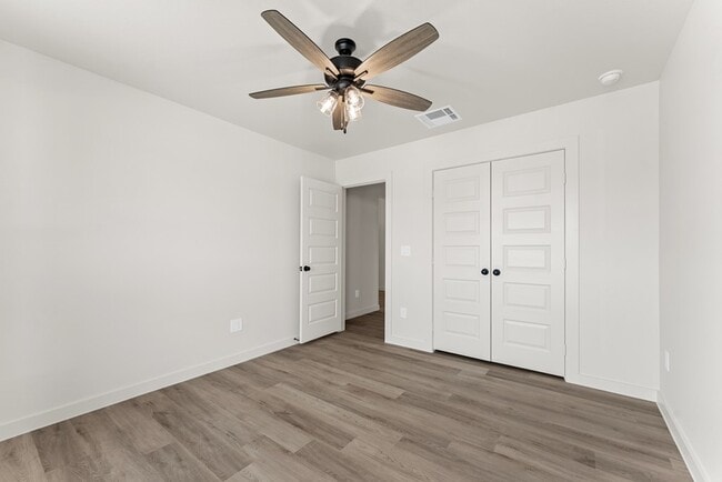 Building Photo - 2033 Gulf Pr Ln