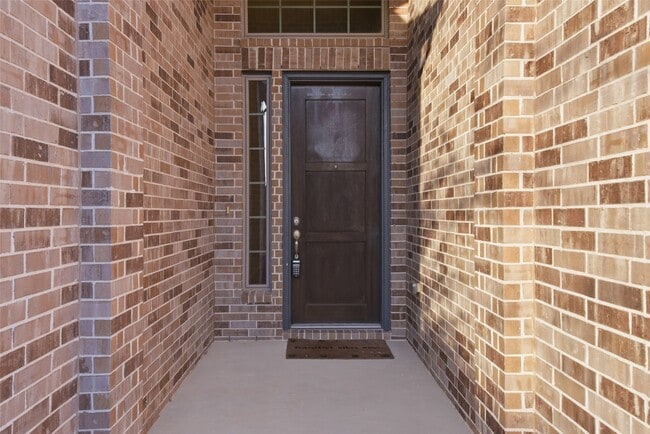 Building Photo - 9515 Willard Dr