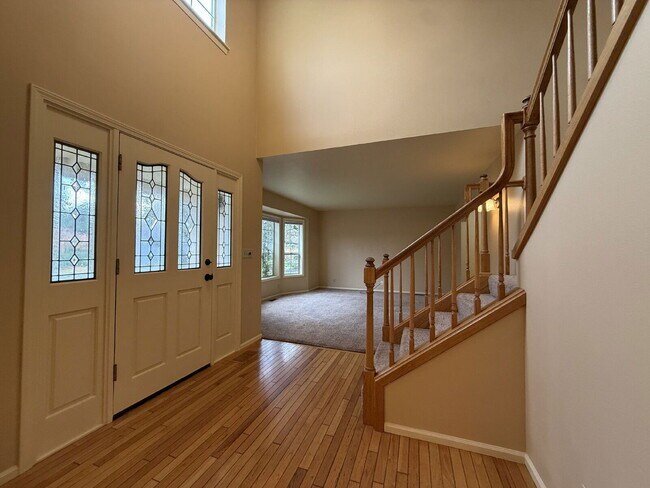 Building Photo - 2225 Marie Ln