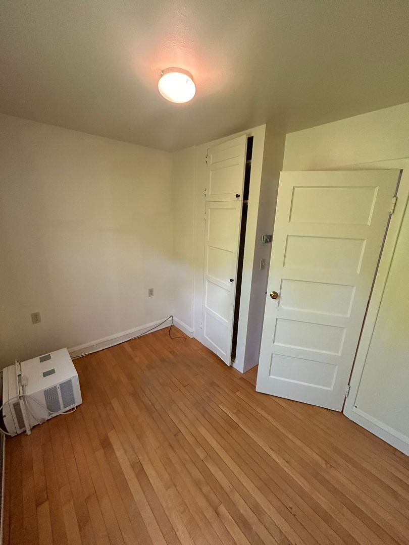 Building Photo - 120-126 North Willard St