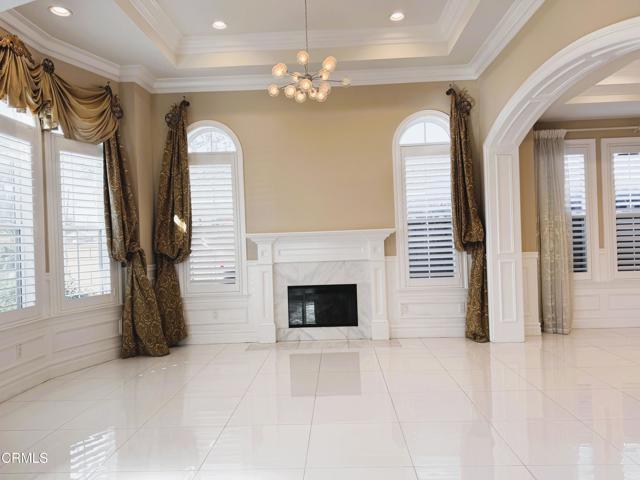 Building Photo - 5020 Camellia Ave