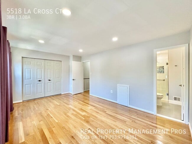 Building Photo - 5518 La Cross Ct