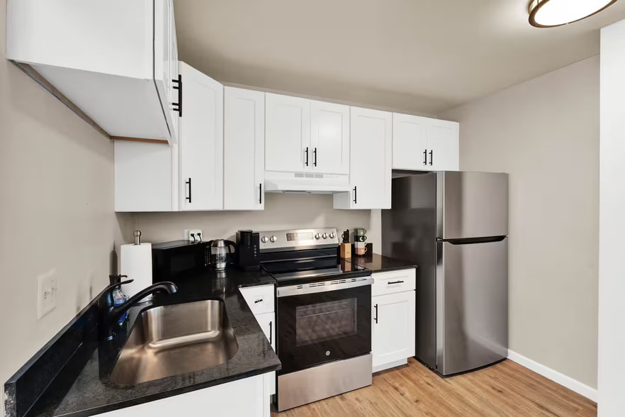Primary Photo - Ava Sterling Apartments
