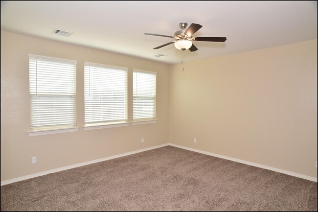 Building Photo - 5440 Limestone Dr