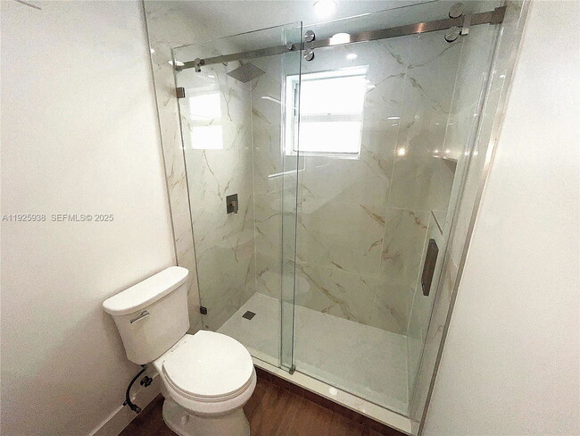 Building Photo - 10300 Coral Wy