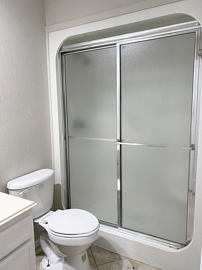 Building Photo - 9170 Manion Dr