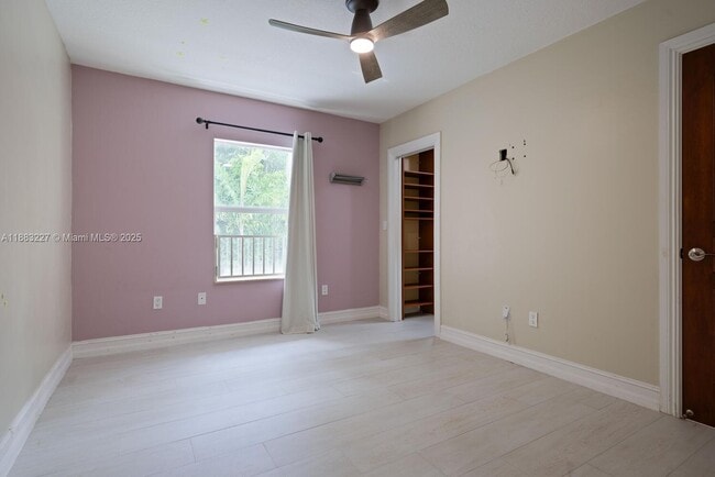 Building Photo - 5740 SW 59th Pl