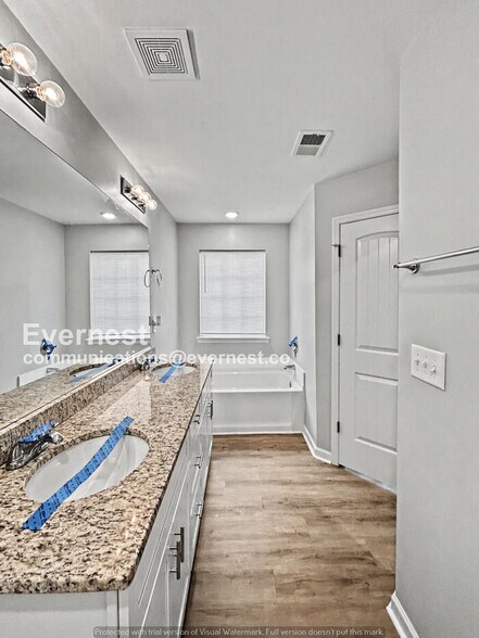 Building Photo - 5289 Hanover St