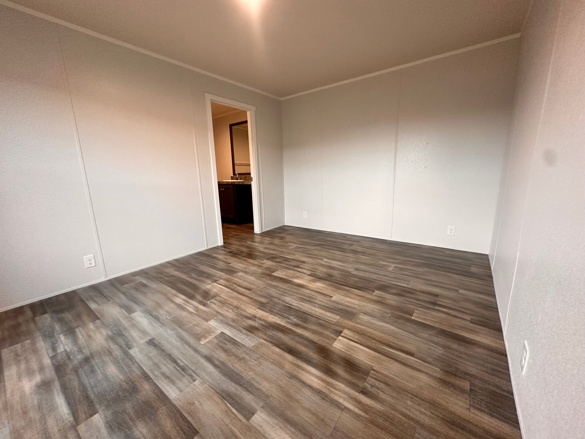 Building Photo - 34 Jubilee St