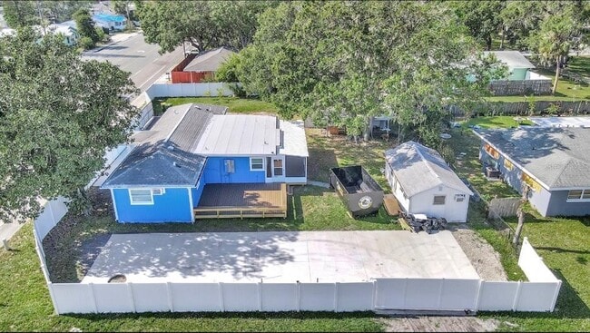 Building Photo - 2963 Bahia Vista St