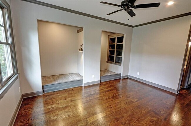 Building Photo - 1178 Chambord Way NE