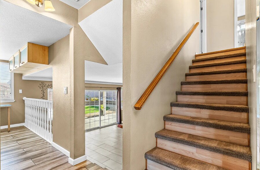 Building Photo - 7474 Puritan Ave