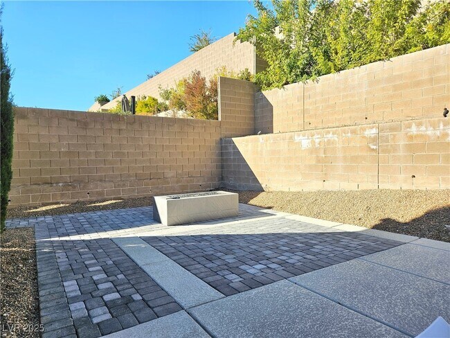 Building Photo - 12374 Skyracer Dr