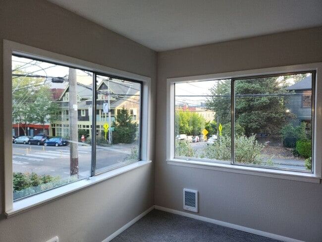Building Photo - FUJII DUPLEX DENNY WAY