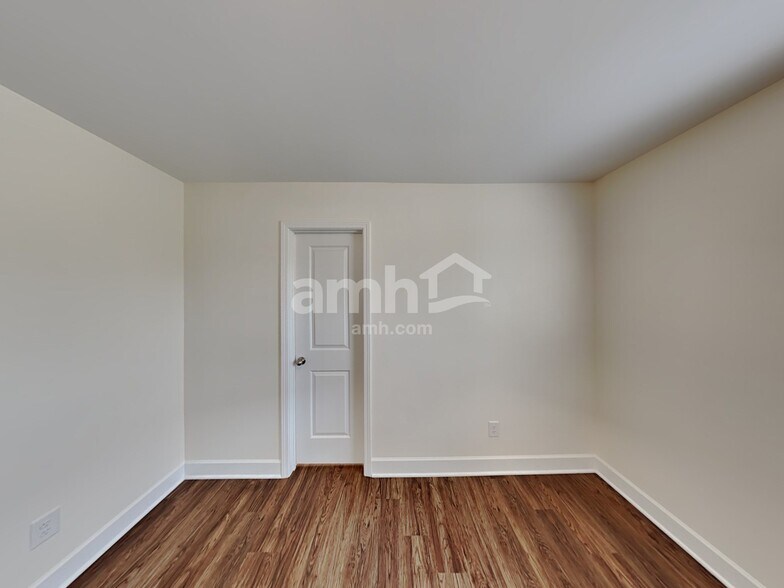 Building Photo - 608 Drema Ct