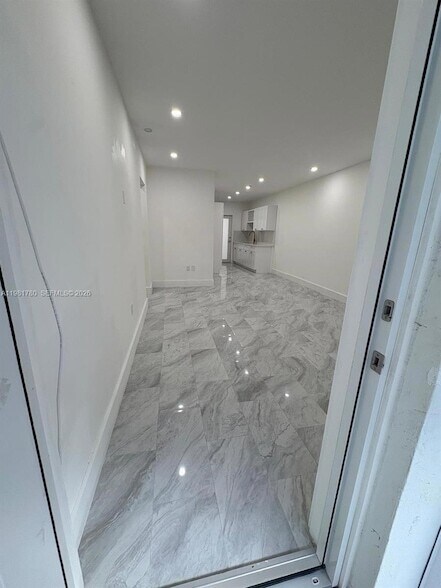 Building Photo - 6890 Abbott Ave