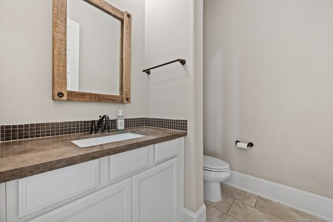 Building Photo - 16715 Bark Cabin Dr