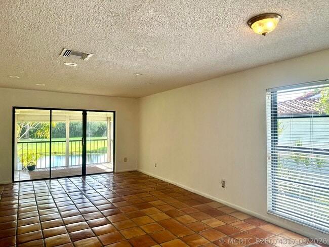 Building Photo - 21535 Cypress Hammock Dr