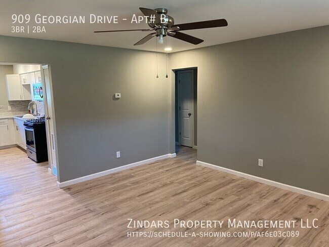 Building Photo - 909 Georgian Dr