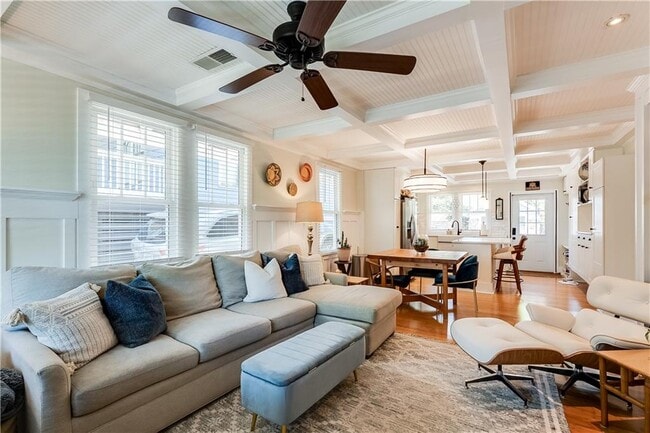 Building Photo - 45 Mortimer St SE