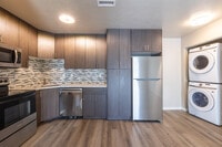 Interior Photo - Willowick