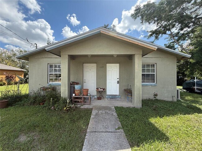 Primary Photo - 1223 Ave L