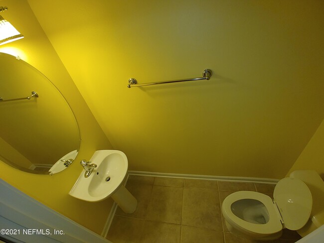 Building Photo - 8127 Summer Point Ct