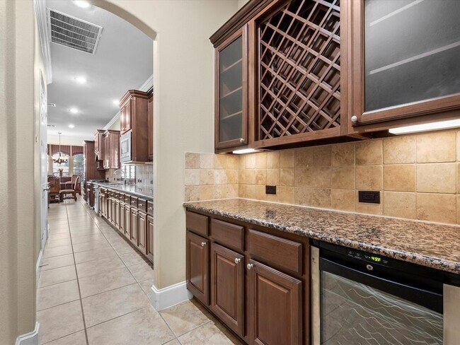 Building Photo - 17306 Lake Chelan Ln