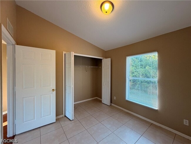 Building Photo - 1040 Grant Blvd