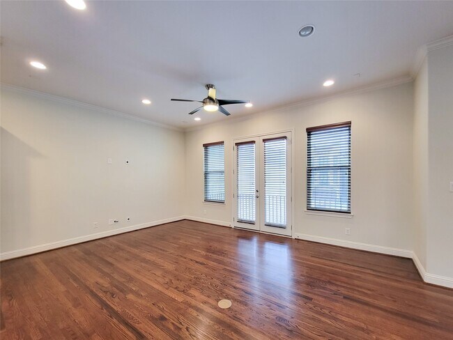 Building Photo - 5520 Kiam St