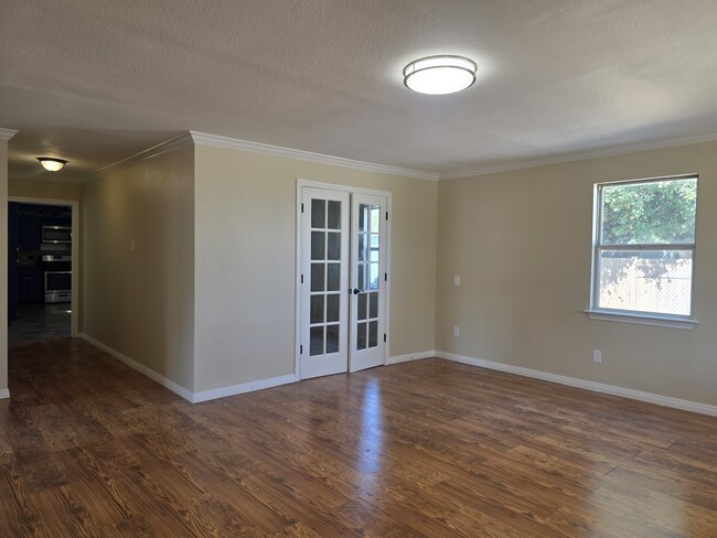 Building Photo - 3106 Fallwell Ln