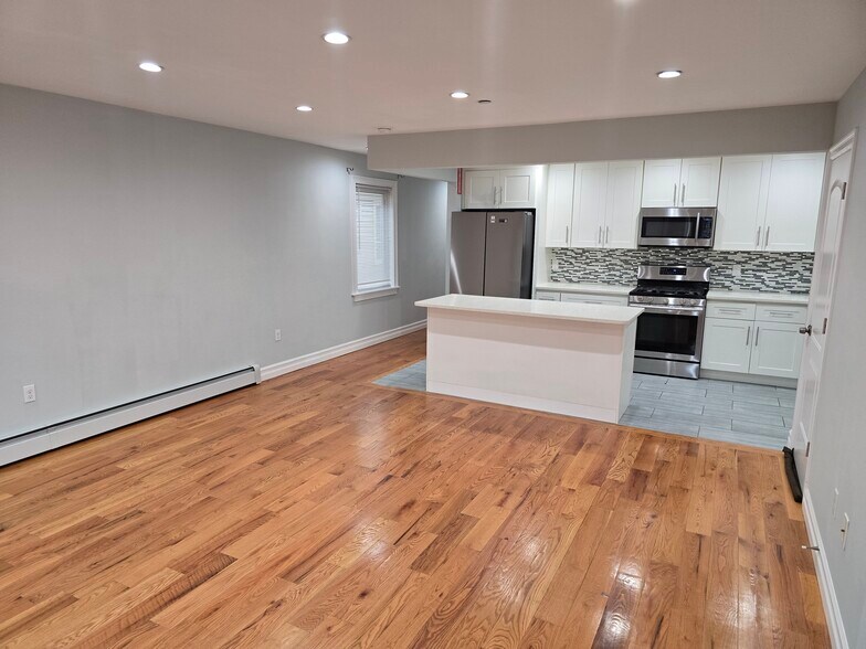 Building Photo - 11714 197th St