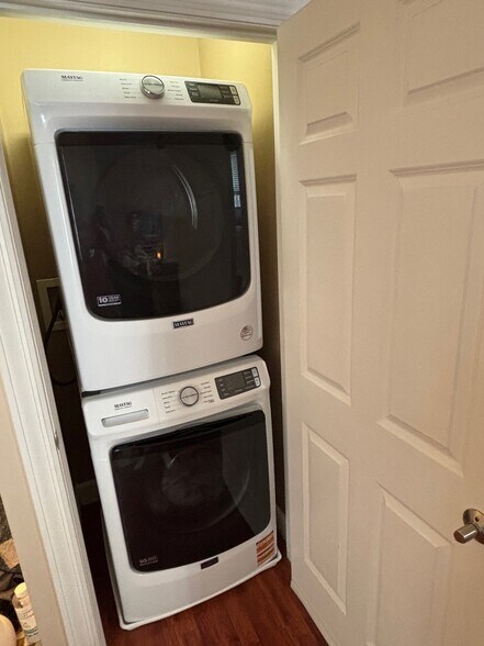 New Washer and Dryer - 135 E Prairie Ave