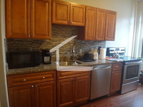 Building Photo - 614 Columbus Ave