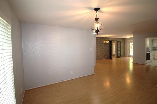 Building Photo - 804 Wateka Way
