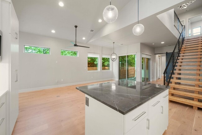 Building Photo - 4313 Banister Ln