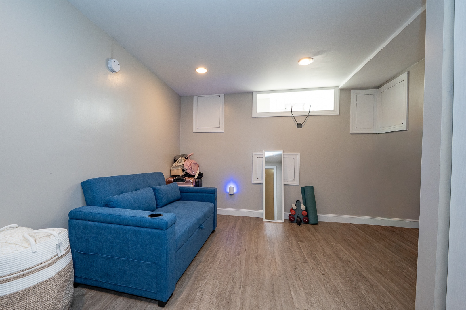 Building Photo - 2747 Harper St