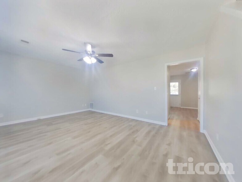 Building Photo - 126 Woodberry Ct