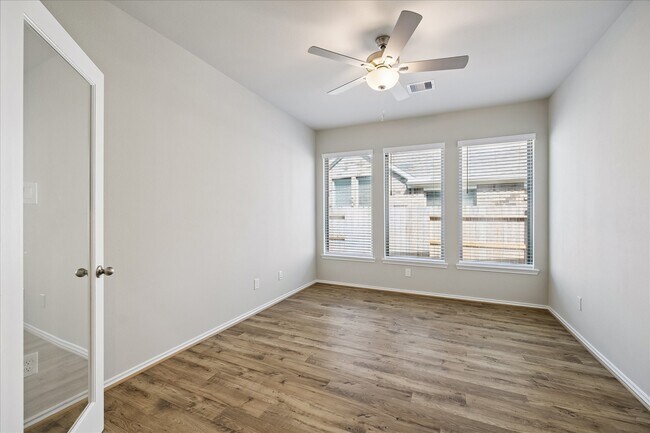 Building Photo - 3212 Bright Maple Dr