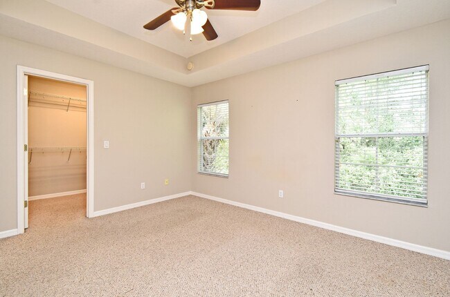 Building Photo - Beautiful townhouse at Claytons Crossing O...