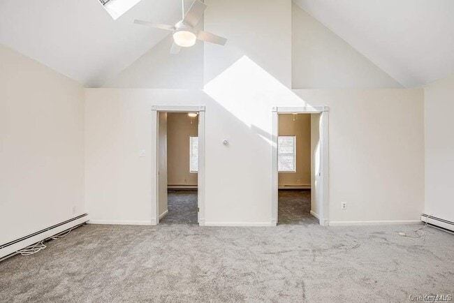 Building Photo - 75 Maxwell Ave