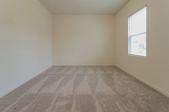 Building Photo - 103 Bentwater Wy