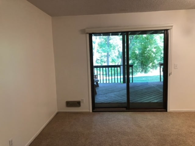 Building Photo - 240 W Eagle Lake Dr
