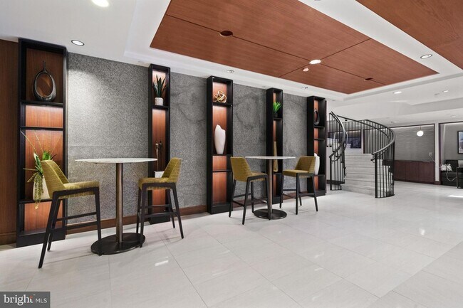 Building Photo - 631 D St NW