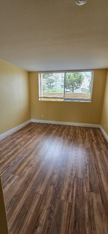 Building Photo - 3965 Nobel Dr