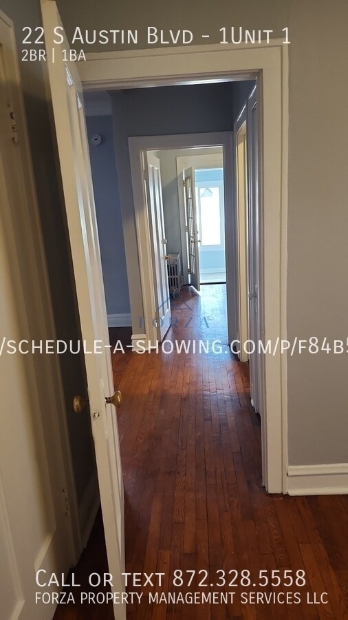 Building Photo - 22 S Austin Blvd