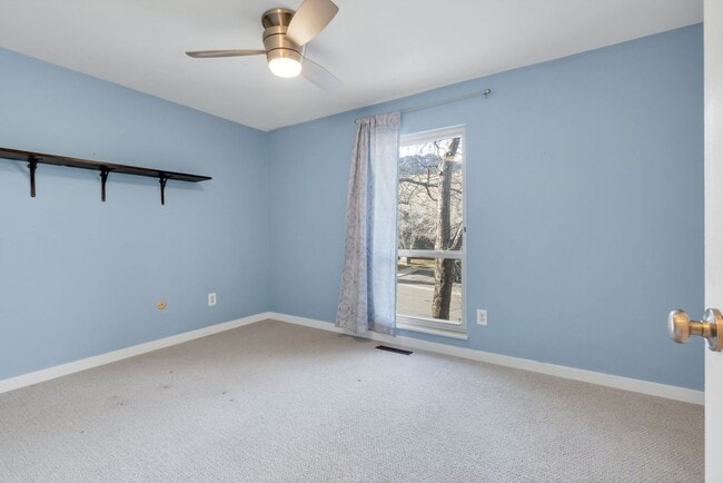 Building Photo - Available NOW! 3 Bedroom 2 Bath Beautiful Home in BOULDER!