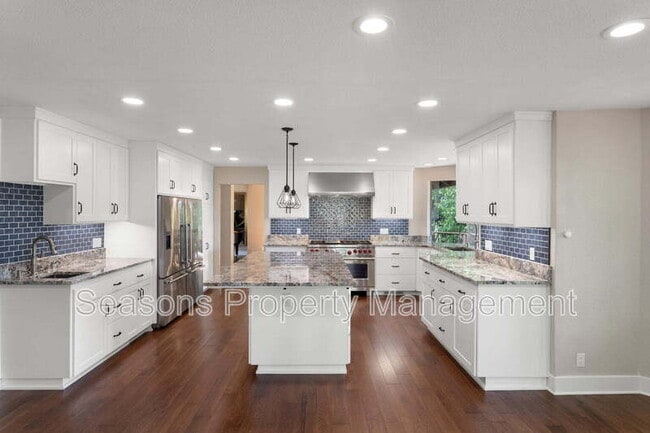 Building Photo - 1688 El Capitan Dr