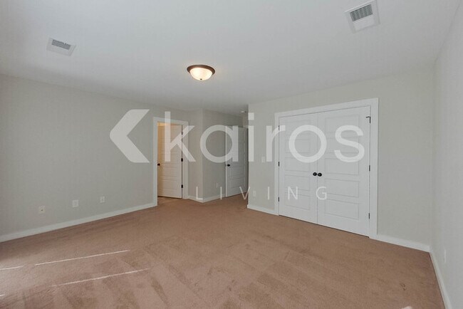 Building Photo - 44 Maple Leaf Dr