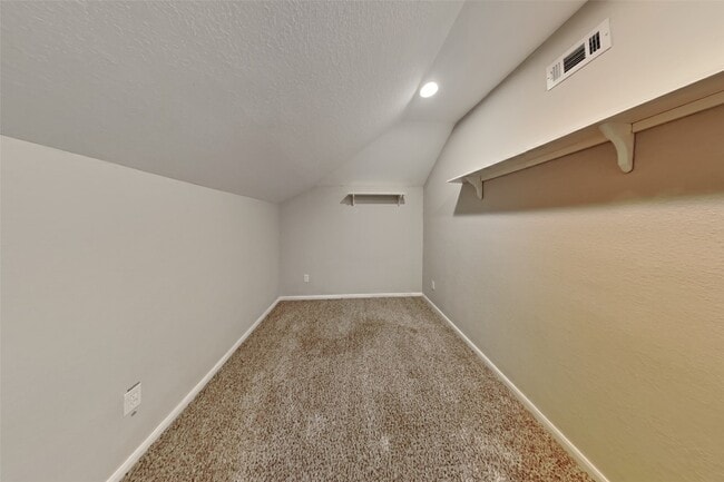 Building Photo - 10307 Summit Bridge Ln